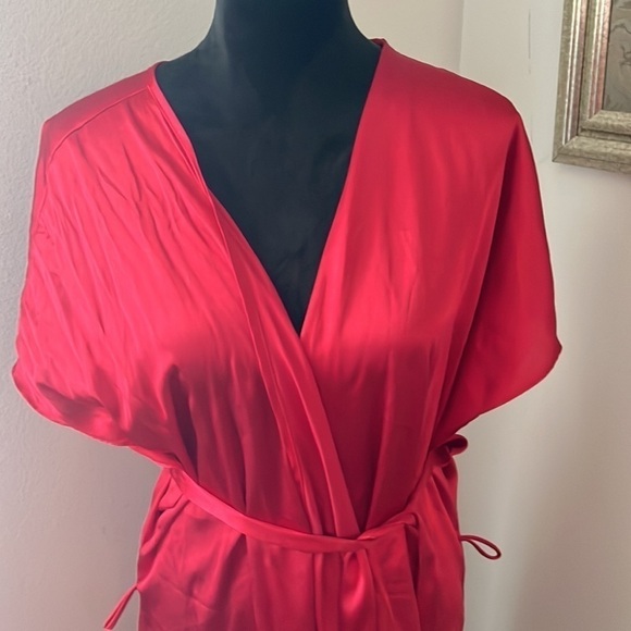 George Red Satin kimono style wrap around women’s robe Sz 3X - Picture 2 of 6